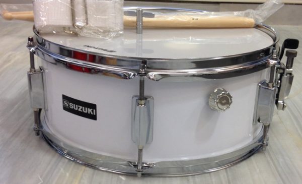 SUZUKI SMSC-145 14''x5.5''x6 LUGS SNARE DRUM W/SLING & STICKS w