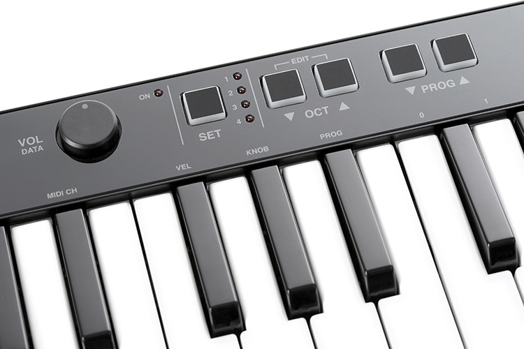 IK Multimedia iRig Keys 37 irigkeys37 closeup controls